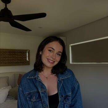 Babysitter em Tauranga: Daniella