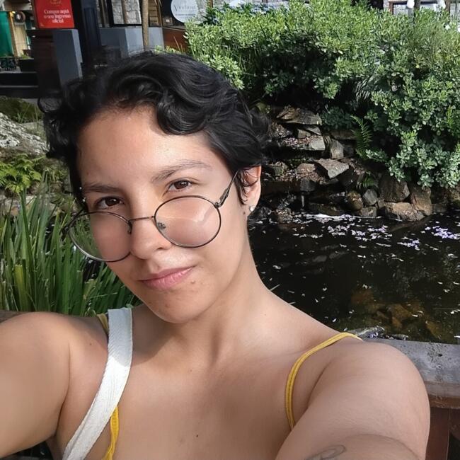 Babysitter in Caxias do Sul: Amanda