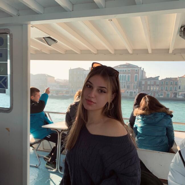 Babysitter στην περιοχή Καλλιθέα: Elektra