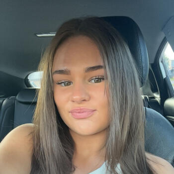 Baby-sitter in Newcastle: Zoe
