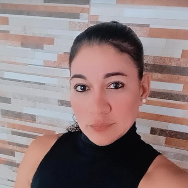 Babá em Recife: Daniele