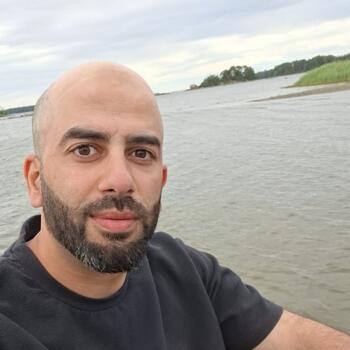 Barnvakt i Esbo: Mahmoud
