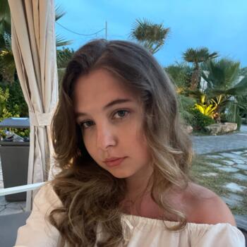 Babysitter in Cluj-Napoca: Mihaela Olivia