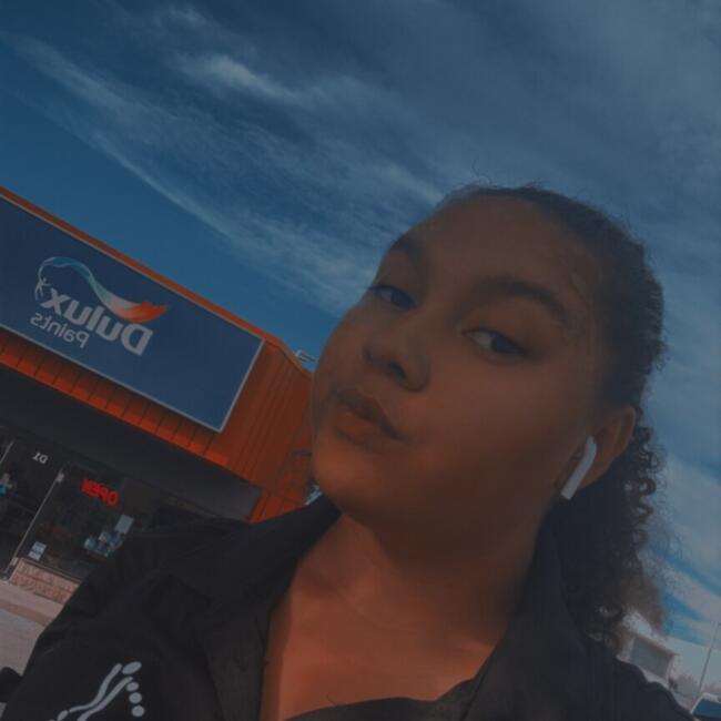 Babysitter in Ajax: Desha