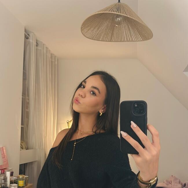 Babysitter in Chartres: Luna