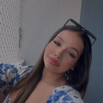 Babysitter Curitiba: Rayane