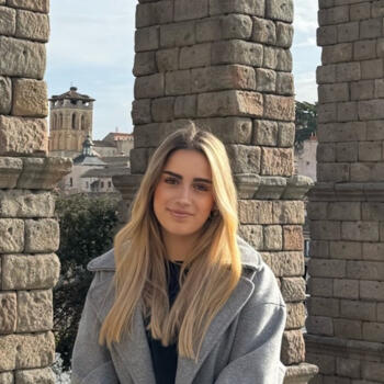 Niñera en Moralzarzal: Lucia