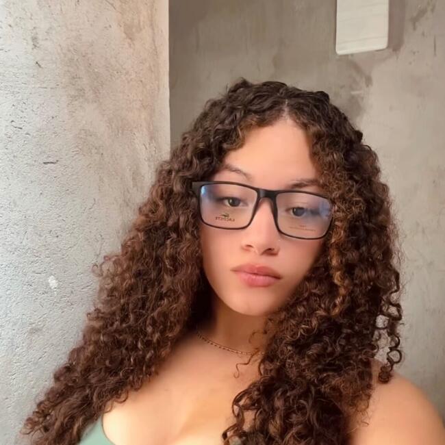 Babysitter in Guarulhos: Julia