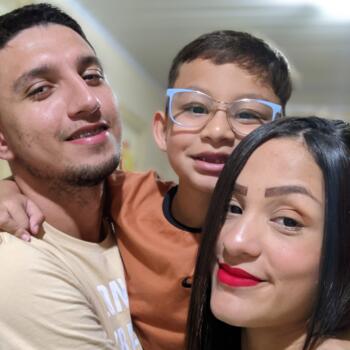 Emprego de babá em Guarujá: emprego de babá Alana