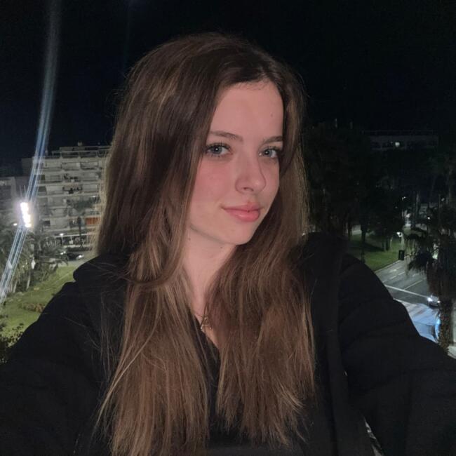 Babysitter in Constantí: Ariadna