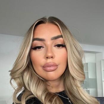 Babysitter in Meyrin: Kenza