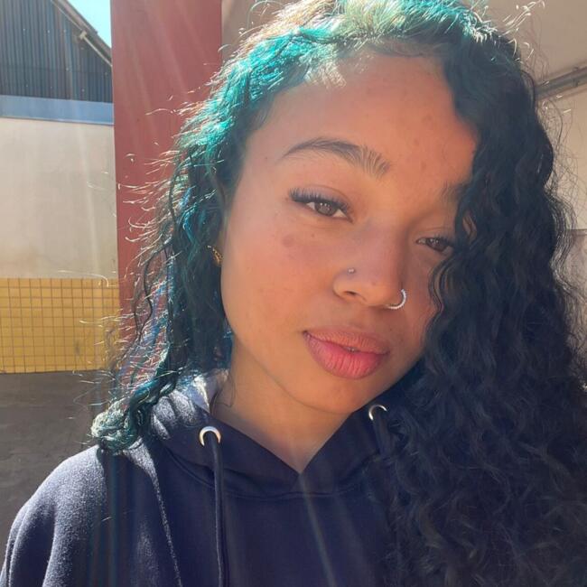 Babá em Cascavel: Heloise