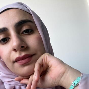 وظيفة جليسة أطفال في السيب الجديدة: فرص عمل كجليسة أطفال Manar