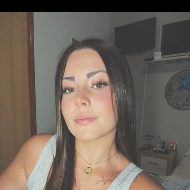 Babysitter in Granada: Aiinhooa