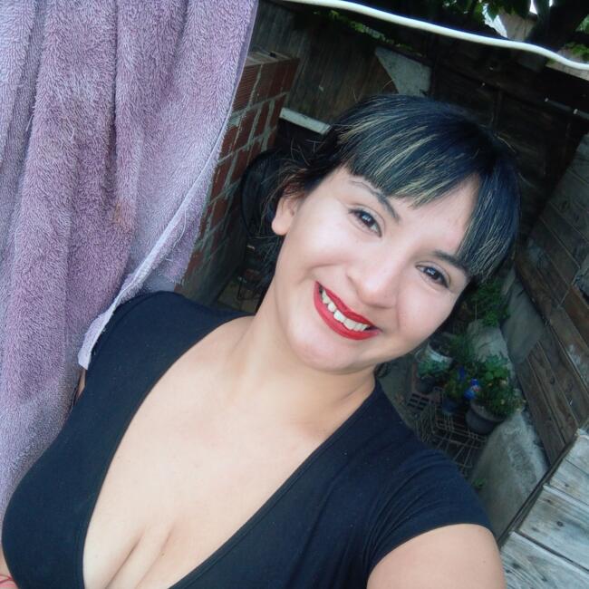 Babysitter in San José (Partido de Almirante Brown): Luisa