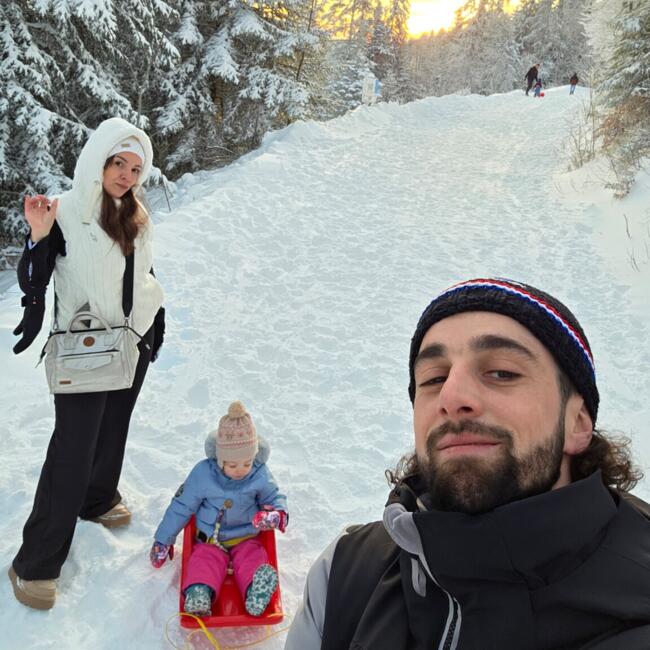 Job de garde d'enfants à Échenevex: Alexandre