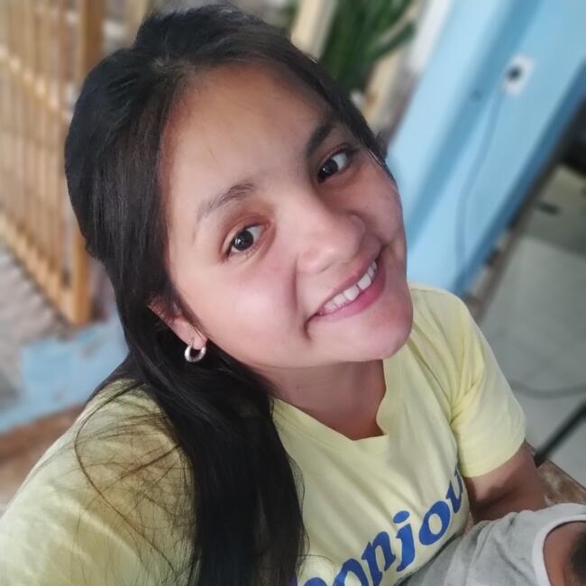 Babysitter in Pilar: Nadina