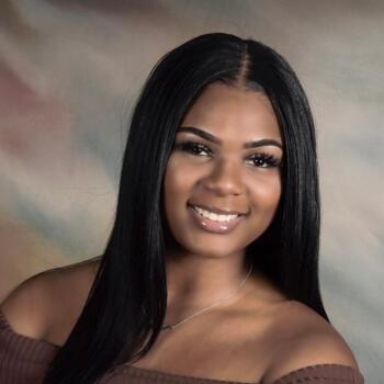 Babysitter Houston: Amber