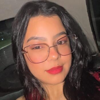 Babysitter in São José dos Campos: Jamille