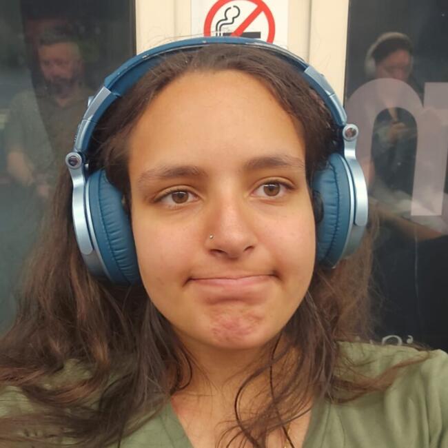 Babysitter in London: Zaina