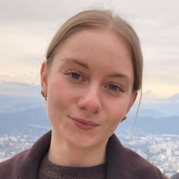 Babysitter in Lille: Adèle