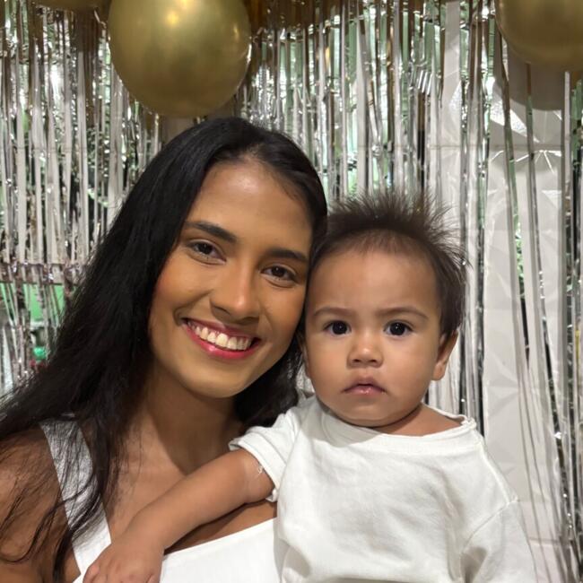 Emprego de babá em Belém: Glenda