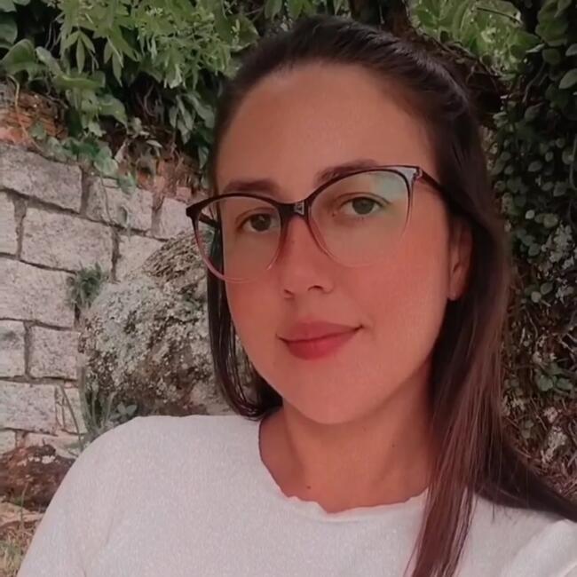 Babysitter in Florianópolis: NATHALIA