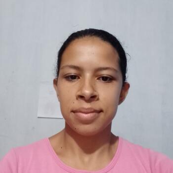 Babysitter São Luís: Keila