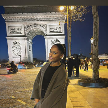 Babysitter in Franconville: Beverly