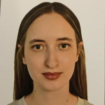 Babysitter in Vénissieux: Lina