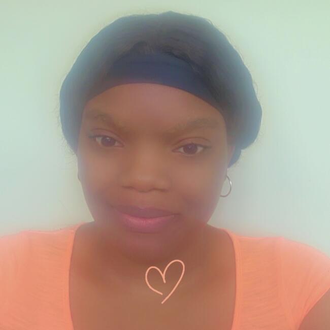 Babysitter in Rosedale (New York): Camille