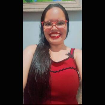 Babá em Águas Lindas de Goiás: Tifani