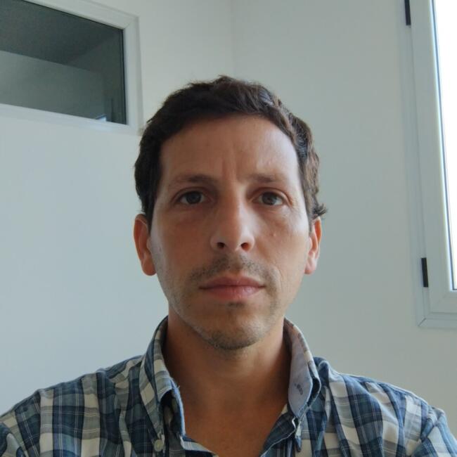 Trabajo para niñera en Balcarce: Cristian