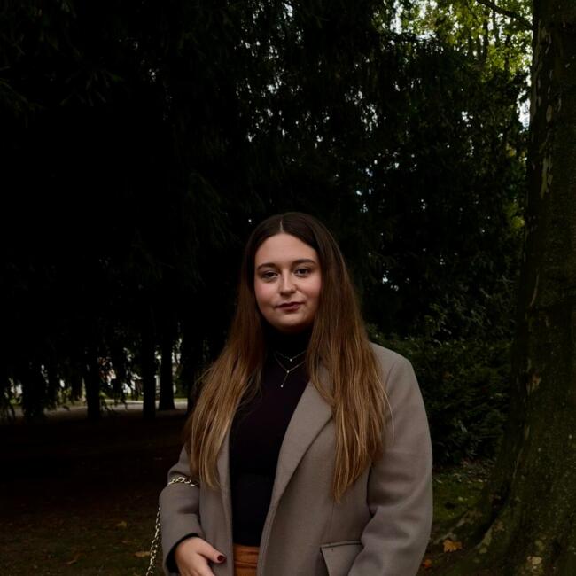 Babysitter in Weng im Innkreis: Laura