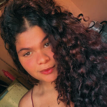 Babysitter in Macaparana: Maria