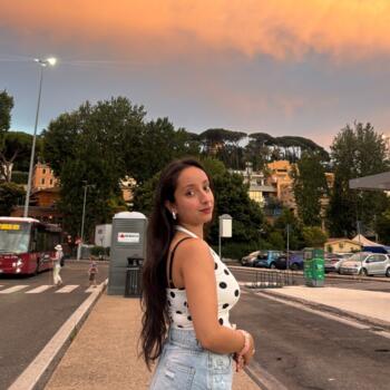 Babysitter in Vienna: Sifat