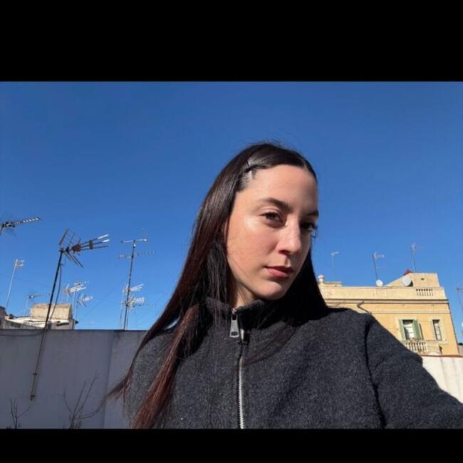 Babysitter in Donostia / San Sebastian: Paz