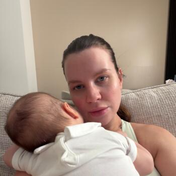 وظيفة جليسة أطفال في دبي: فرص عمل كجليسة أطفال Mari