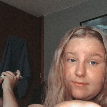 Babysitter Newcastle: Shayla
