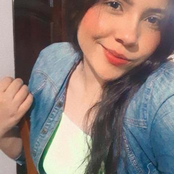Babysitter in Floridablanca: Maria