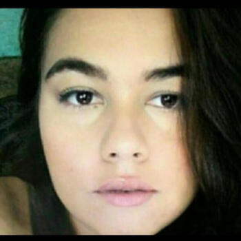 Babysitter in Ipatinga: Debora