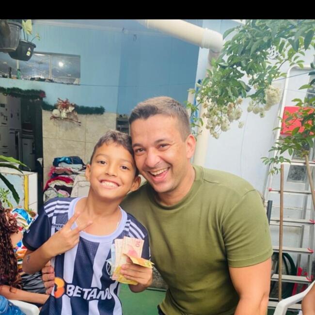 Babysitting job in Sete Lagoas: Rafael