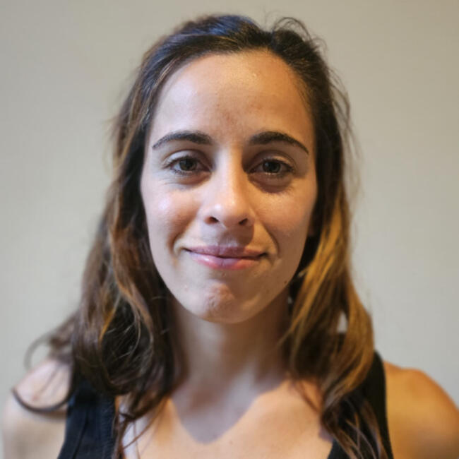 Babysitter in Pilar: Antonella