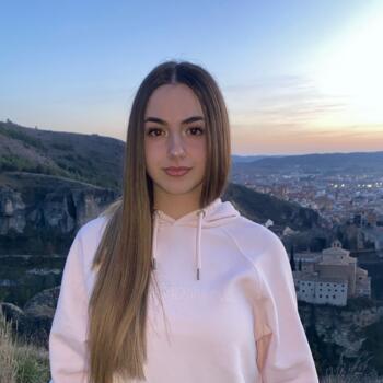 Babysitter in Cuenca: Lucia Rebenaque Belinchon