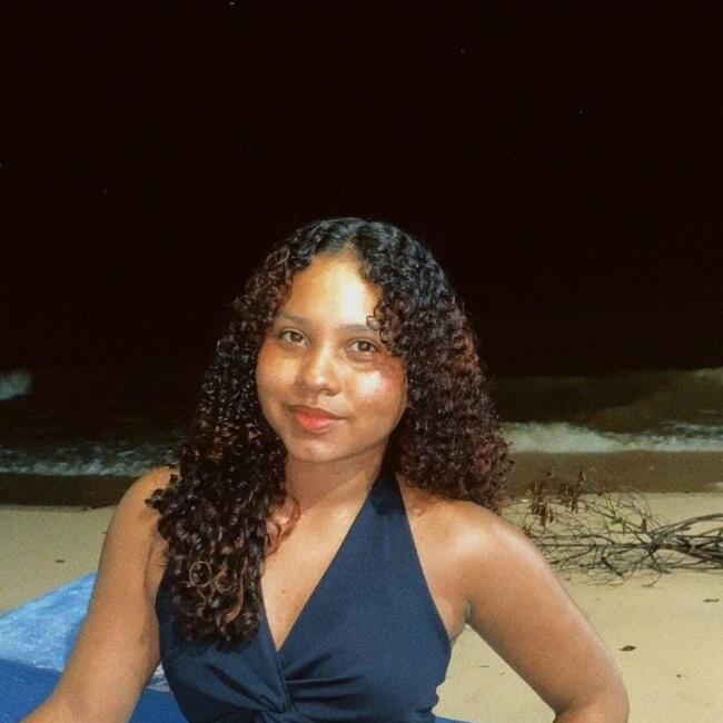 Babysitter in Belém: Adria