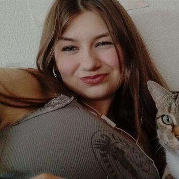 Oppas in Eefde: Sarah