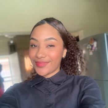 Babysitter in Caracas: Yeirelys