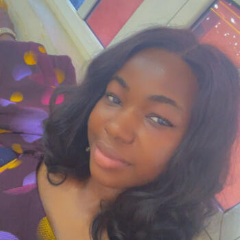 Baby-sitter London: Omotayo
