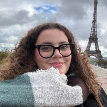 Babysitter in Pozuelo de Alarcón: Lucia