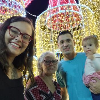 Babysitting job in Tubarão: babysitting job Syngrid